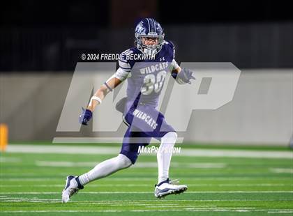 Thumbnail 2 in Seguin vs. Walnut Grove (UIL 5A Division II Bi-District Playoff) photogallery.