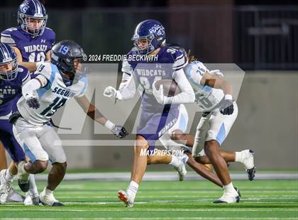 Thumbnail 1 in Seguin vs. Walnut Grove (UIL 5A Division II Bi-District Playoff) photogallery.