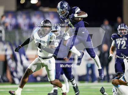 Thumbnail 2 in Seguin vs. Walnut Grove (UIL 5A Division II Bi-District Playoff) photogallery.