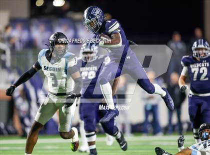 Thumbnail 2 in Seguin vs. Walnut Grove (UIL 5A Division II Bi-District Playoff) photogallery.