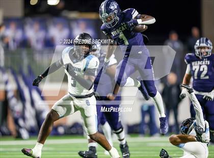 Thumbnail 1 in Seguin vs. Walnut Grove (UIL 5A Division II Bi-District Playoff) photogallery.
