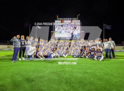 Thumbnail 2 in Seguin vs. Walnut Grove (UIL 5A Division II Bi-District Playoff) photogallery.