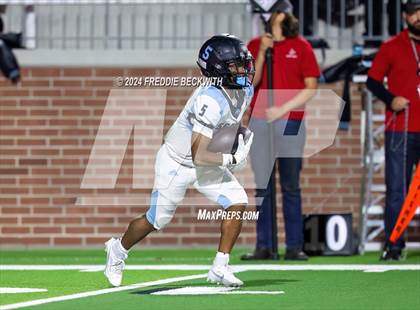 Thumbnail 3 in Seguin vs. Walnut Grove (UIL 5A Division II Bi-District Playoff) photogallery.