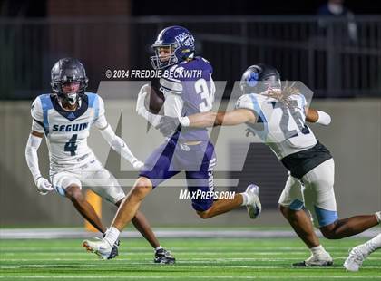 Thumbnail 3 in Seguin vs. Walnut Grove (UIL 5A Division II Bi-District Playoff) photogallery.