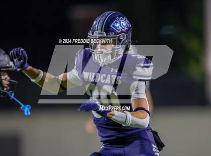 Thumbnail 2 in Seguin vs. Walnut Grove (UIL 5A Division II Bi-District Playoff) photogallery.