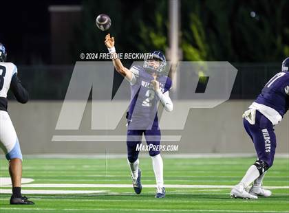 Thumbnail 2 in Seguin vs. Walnut Grove (UIL 5A Division II Bi-District Playoff) photogallery.