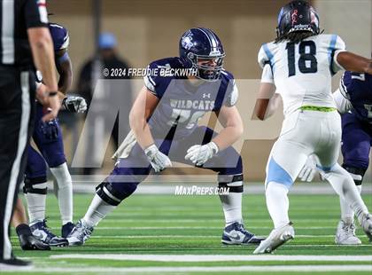 Thumbnail 2 in Seguin vs. Walnut Grove (UIL 5A Division II Bi-District Playoff) photogallery.