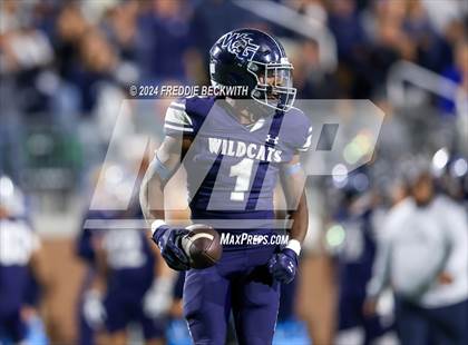 Thumbnail 1 in Seguin vs. Walnut Grove (UIL 5A Division II Bi-District Playoff) photogallery.