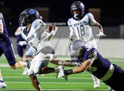 Thumbnail 1 in Seguin vs. Walnut Grove (UIL 5A Division II Bi-District Playoff) photogallery.