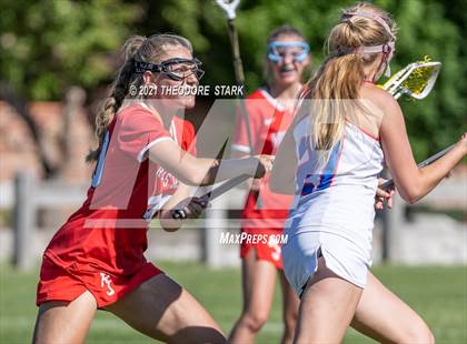 Thumbnail 2 in Regis Jesuit photogallery.