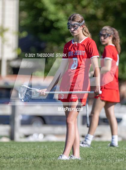 Thumbnail 2 in Regis Jesuit photogallery.