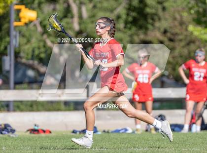 Thumbnail 2 in Regis Jesuit photogallery.