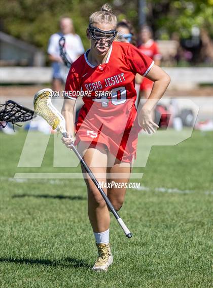 Thumbnail 3 in Regis Jesuit photogallery.