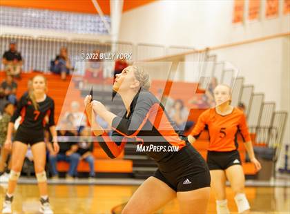 Thumbnail 2 in Grand Saline vs Prairiland photogallery.