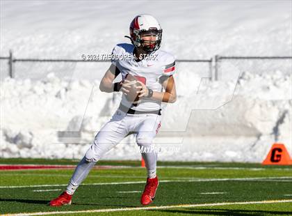 Thumbnail 3 in Eaglecrest vs. Regis Jesuit (CHSAA 5A 1st Round) photogallery.