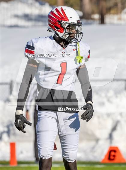 Thumbnail 1 in Eaglecrest vs. Regis Jesuit (CHSAA 5A 1st Round) photogallery.