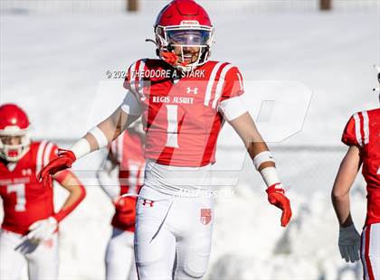 Thumbnail 3 in Eaglecrest vs. Regis Jesuit (CHSAA 5A 1st Round) photogallery.