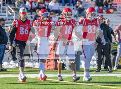 Thumbnail 2 in Eaglecrest vs. Regis Jesuit (CHSAA 5A 1st Round) photogallery.