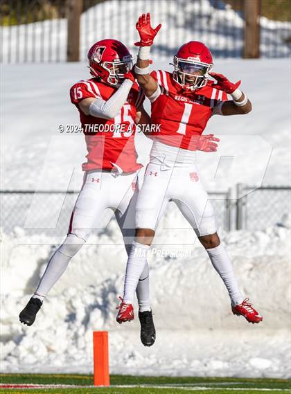 Thumbnail 1 in Eaglecrest vs. Regis Jesuit (CHSAA 5A 1st Round) photogallery.