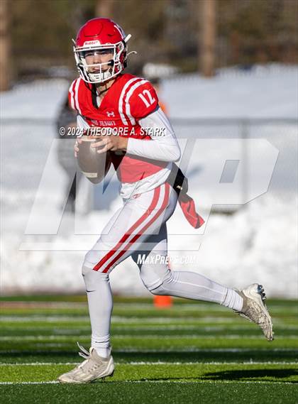 Thumbnail 2 in Eaglecrest vs. Regis Jesuit (CHSAA 5A 1st Round) photogallery.