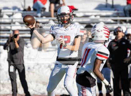 Thumbnail 3 in Eaglecrest vs. Regis Jesuit (CHSAA 5A 1st Round) photogallery.