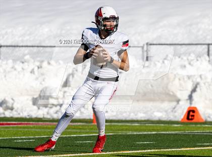 Thumbnail 2 in Eaglecrest vs. Regis Jesuit (CHSAA 5A 1st Round) photogallery.