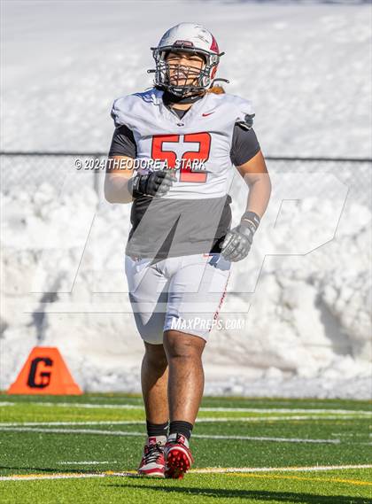 Thumbnail 3 in Eaglecrest vs. Regis Jesuit (CHSAA 5A 1st Round) photogallery.