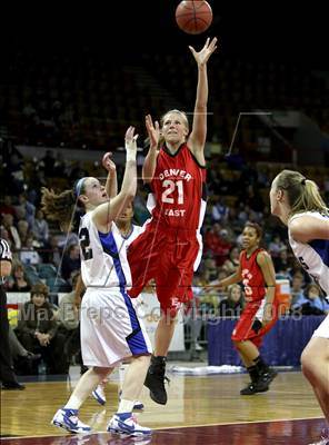Thumbnail 2 in Denver East vs Highlands Ranch (5A Great 8) photogallery.