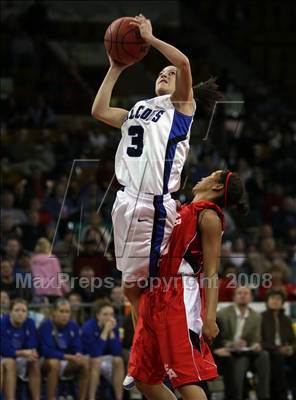 Thumbnail 1 in Denver East vs Highlands Ranch (5A Great 8) photogallery.