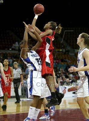 Thumbnail 3 in Denver East vs Highlands Ranch (5A Great 8) photogallery.