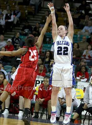 Thumbnail 1 in Denver East vs Highlands Ranch (5A Great 8) photogallery.