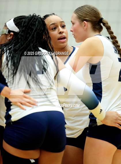 Thumbnail 2 in Flower Mound vs Northwest (UIL 6A Regional Volleyball Semi-Finals Division 2) photogallery.