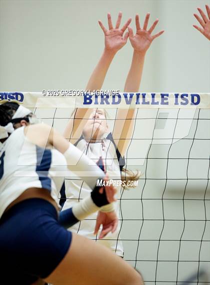 Thumbnail 2 in Flower Mound vs Northwest (UIL 6A Regional Volleyball Semi-Finals Division 2) photogallery.