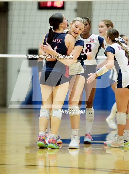 Thumbnail 3 in Flower Mound vs Northwest (UIL 6A D2 Volleyball Region Semi-Final) photogallery.