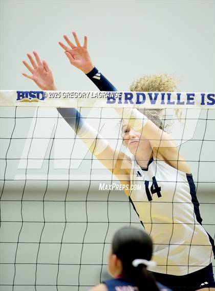 Thumbnail 1 in Flower Mound vs Northwest (UIL 6A D2 Volleyball Region Semi-Final) photogallery.