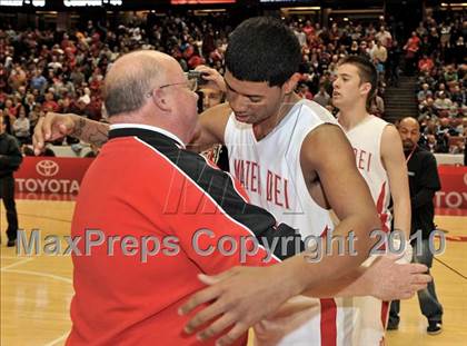 Thumbnail 2 in Mater Dei vs. Etiwanda (CIF SS D1AA Final) photogallery.
