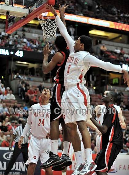 Thumbnail 2 in Mater Dei vs. Etiwanda (CIF SS D1AA Final) photogallery.