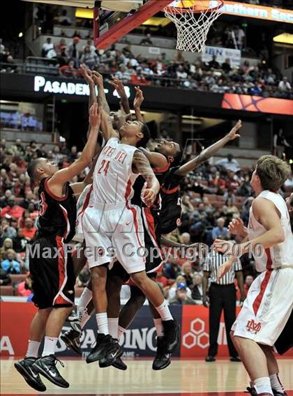 Thumbnail 2 in Mater Dei vs. Etiwanda (CIF SS D1AA Final) photogallery.