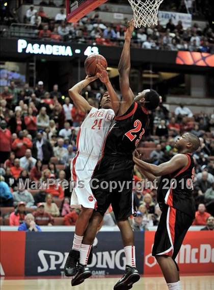 Thumbnail 3 in Mater Dei vs. Etiwanda (CIF SS D1AA Final) photogallery.
