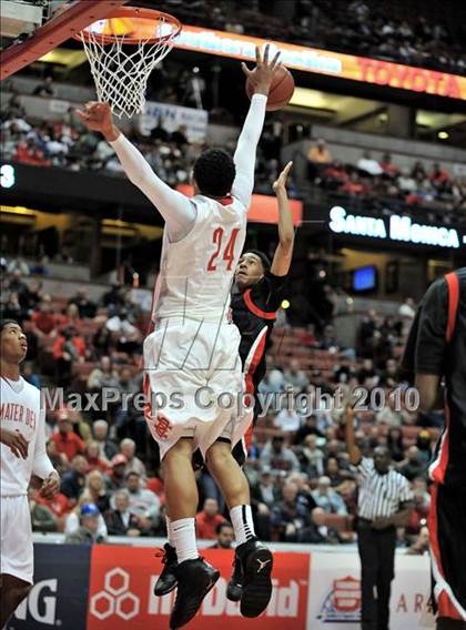 Thumbnail 3 in Mater Dei vs. Etiwanda (CIF SS D1AA Final) photogallery.