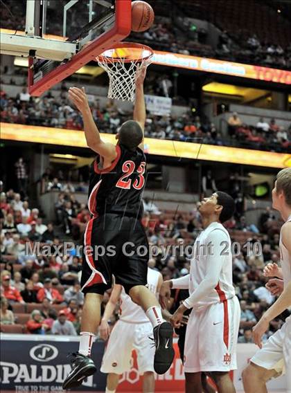 Thumbnail 3 in Mater Dei vs. Etiwanda (CIF SS D1AA Final) photogallery.