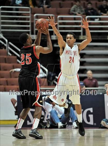 Thumbnail 1 in Mater Dei vs. Etiwanda (CIF SS D1AA Final) photogallery.
