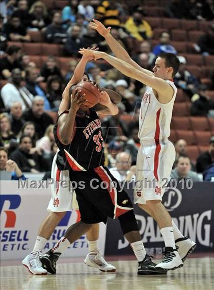 Thumbnail 3 in Mater Dei vs. Etiwanda (CIF SS D1AA Final) photogallery.