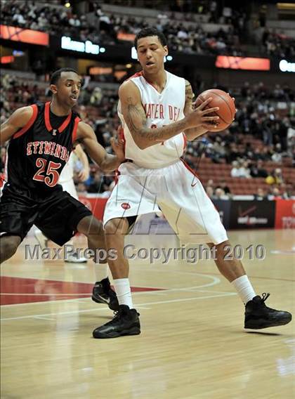 Thumbnail 1 in Mater Dei vs. Etiwanda (CIF SS D1AA Final) photogallery.