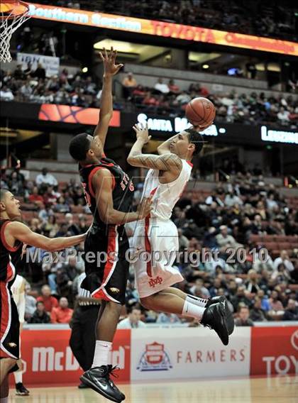 Thumbnail 3 in Mater Dei vs. Etiwanda (CIF SS D1AA Final) photogallery.