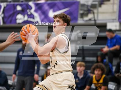 Thumbnail 1 in Battle @ Maize South (Hoopin on the Hill) photogallery.