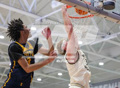 Thumbnail 1 in Battle @ Maize South (Hoopin on the Hill) photogallery.