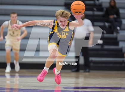 Thumbnail 3 in Battle @ Maize South (Hoopin on the Hill) photogallery.