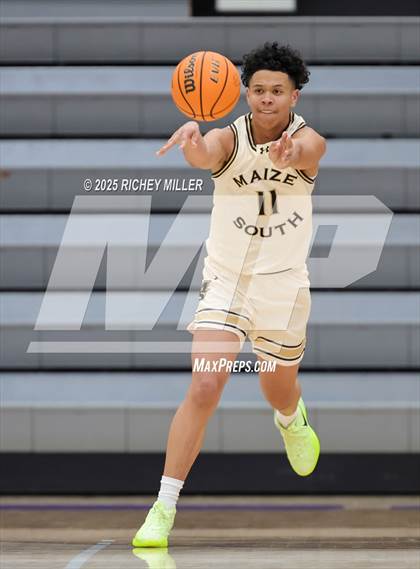 Thumbnail 3 in Battle @ Maize South (Hoopin on the Hill) photogallery.
