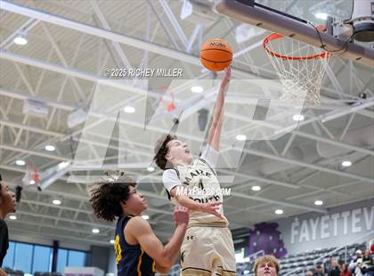 Thumbnail 1 in Battle @ Maize South (Hoopin on the Hill) photogallery.